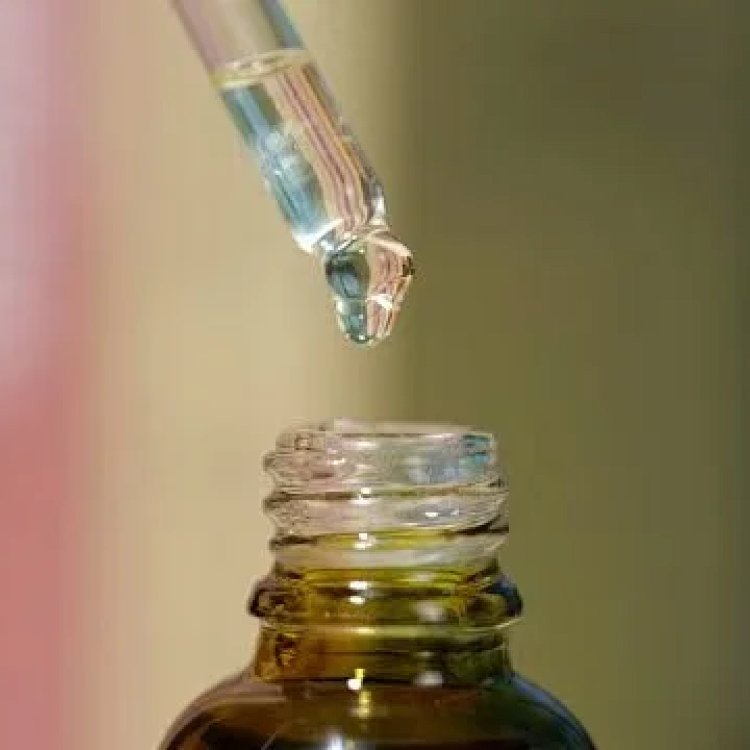 Liver-Soothing and Mood-Balancing Essential Oil 30ml: Soothes the liver, detoxifies, promotes qi circulation, relieves depression, dispels negative emotions, and inspires a joyful mood. Anti-depressant and anti-anxiety.