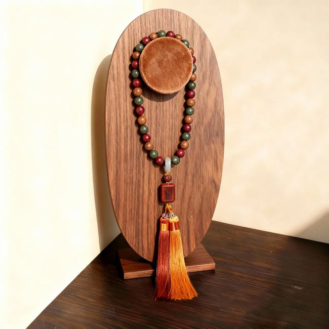 Peonymu Osmanthus-scented incense beads, five strands with tassels. Hover Image