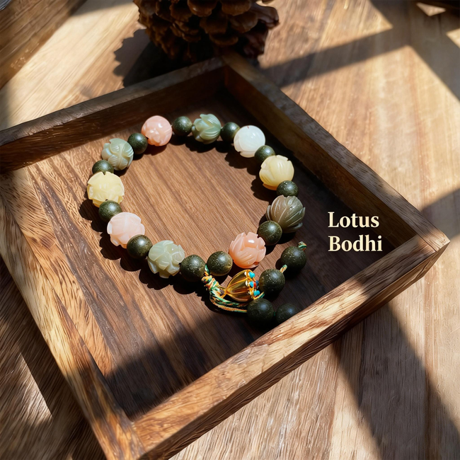 Peonymu Lotus Bodhi herbal medicine bracelet, natural fragrant herbal blend bead bracelet. Main Image