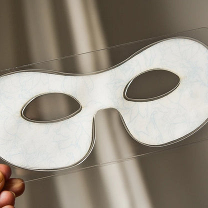 Made with natural plant extracts, it soothes and relieves stress, eliminates fatigue, brightens the eyes, clears heat, and reduces dark circles. One patch lasts for 8 hours.